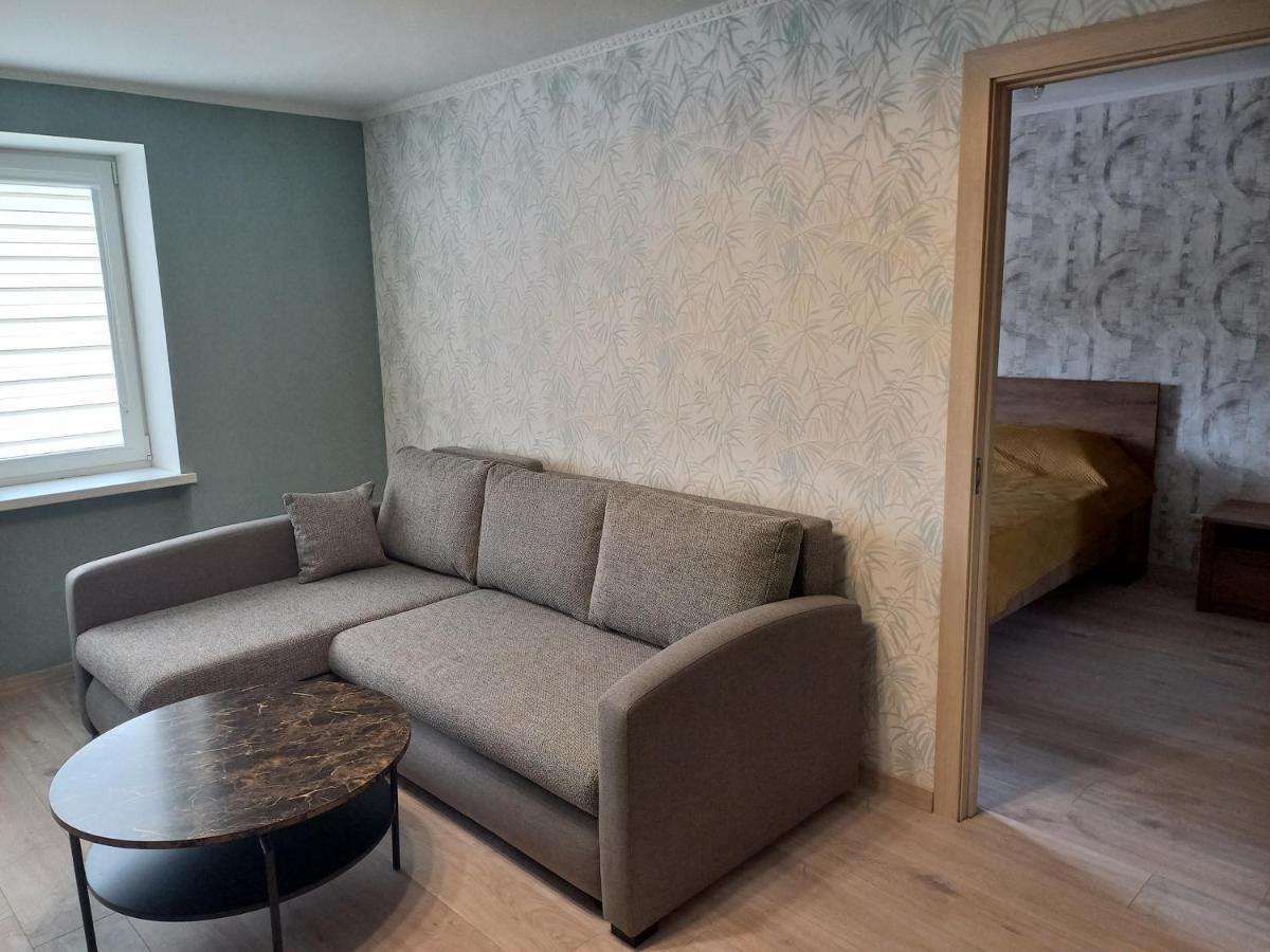 Kandavas Street City Center Apartment Daugavpils Bagian luar foto